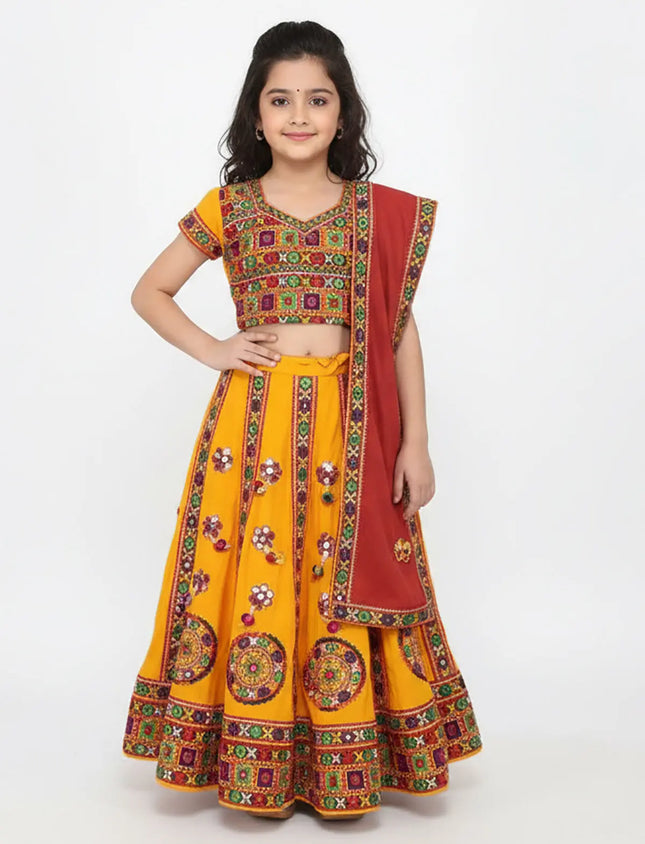 FancyDressWale Girls Navratri Ghagra Choli Set | Traditional Gujarati Embroidered Lehenga Choli with Dupatta | Festive & Dance Costume for Kids fancydresswale.com