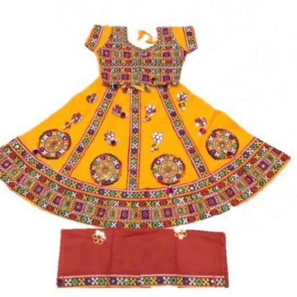 FancyDressWale Girls Navratri Ghagra Choli Set | Traditional Gujarati Embroidered Lehenga Choli with Dupatta | Festive & Dance Costume for Kids fancydresswale.com