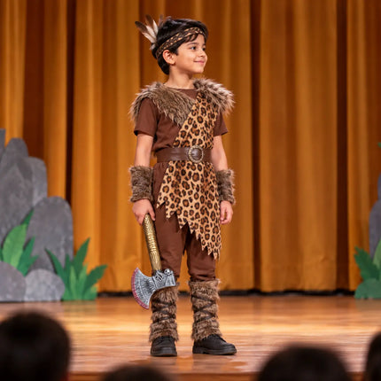 Fantasy character stage styling with Kulhadi accessory