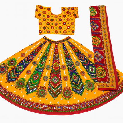 Traditional Gujarati Garba Lehenga Choli with Dupatta for Women – Yellow & Red Embroidered Navratri Outfit fancydresswale.com